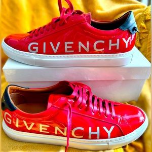 GIVENCHY MEN SNEAKERS (Authentic)